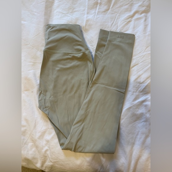 SET ACTIVE SPORTBODY™ Leggings in the color Thistle - size Medium - Picture 2 of 3